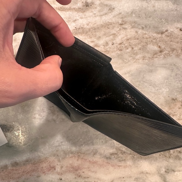 Louis Vuitton Epi Black Marco Wallet - Picture 2 of 12